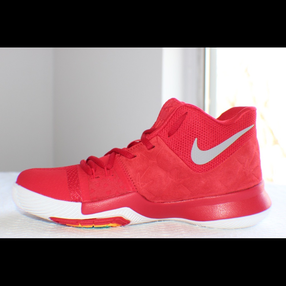 New Nike Kyrie 3 “University Red” Size 5.5Y 6.5Y - Picture 5 of 6